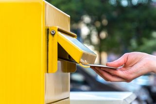 První krok ke korespondenční volbě: schválila ji vláda - Seznam Zprávy